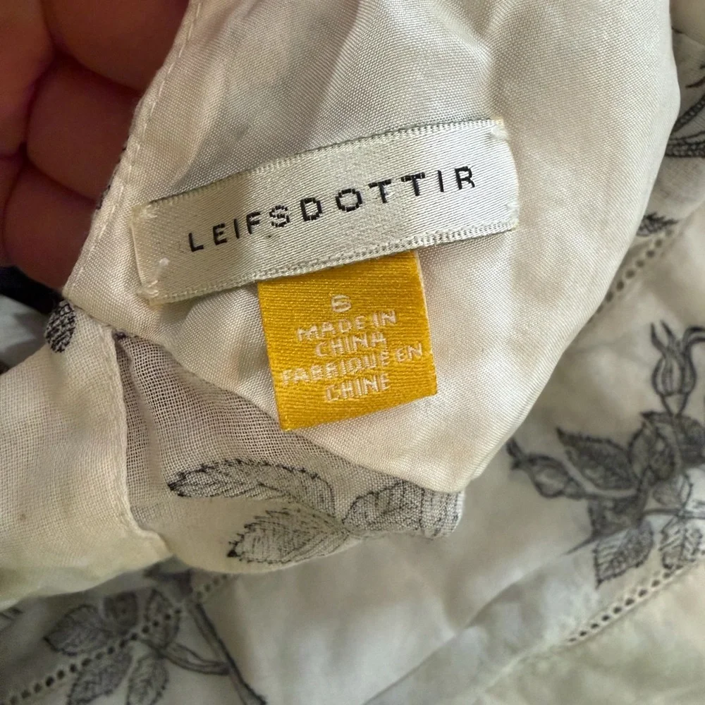 Anthropologie x Leifsdottir Tie Back Puff Sleeve Sheer Floral Bee Print Blouse